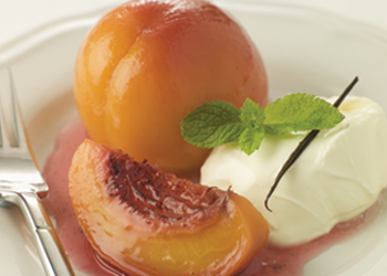 Poached Peaches with Amaretto Cream