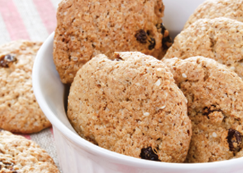 Oat and Raisin Dunking Biscuits